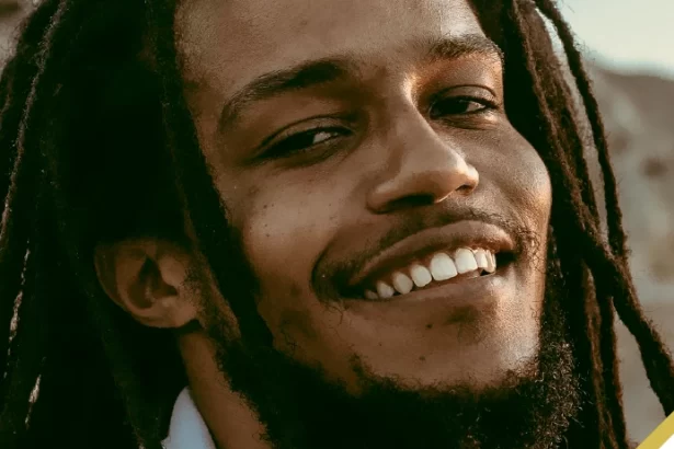 Essential Notes Review: Ras-I Proves Reggae Still Heals on Emotional New Album ‘Heart of Love’