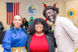 Buju Banton shares a n photo op with City of Lauderdale Lakes officials (Photo Credit: Luke Ballentine)